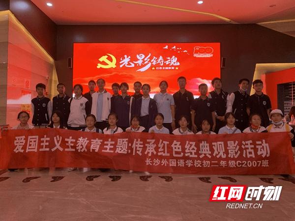 勇敢者的游戏 福特游骑侠顺利完成达喀尔赛事
